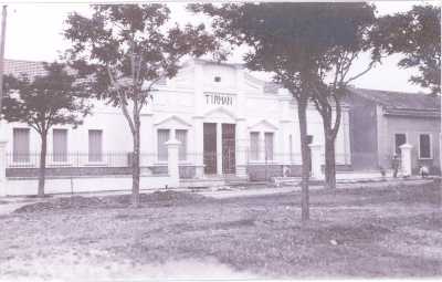TIRMAN - La Mairie
Pastor Jean-Baptiste Maire de ce village
jusqu'en 1962