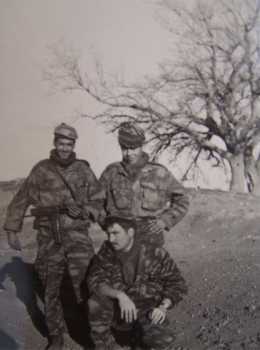 Trois militaires du commando, dont deux harkis